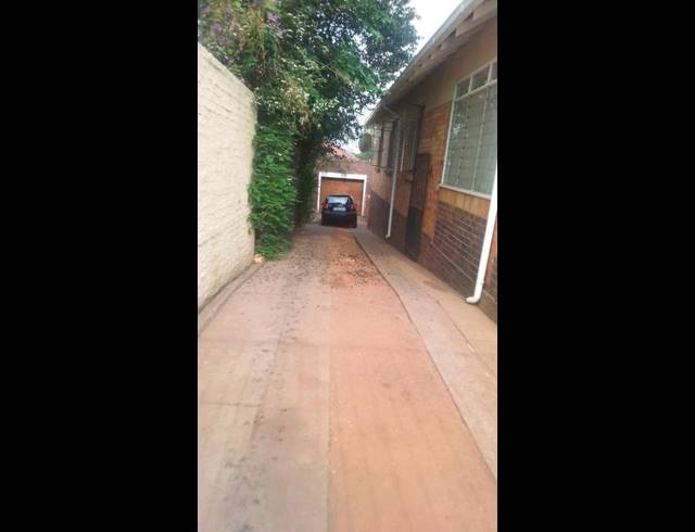 5 BEDROOM HOUSE FOR SALE IN ORANGE GROVE